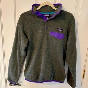 Patagonia Fleece with purple lining 💜❄️💜